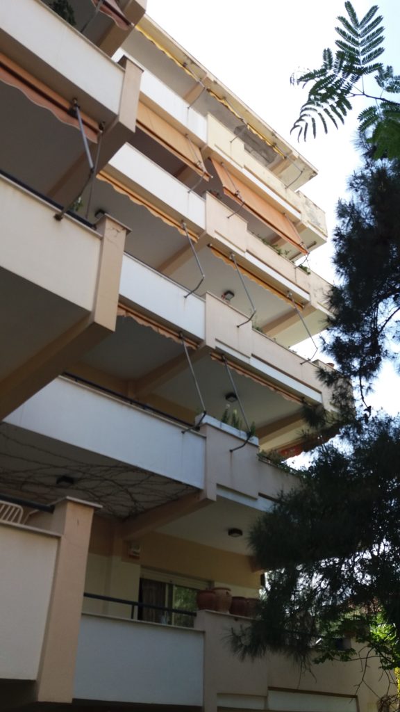 Επισκευή πολυκατοικίας στο Μαρούσι