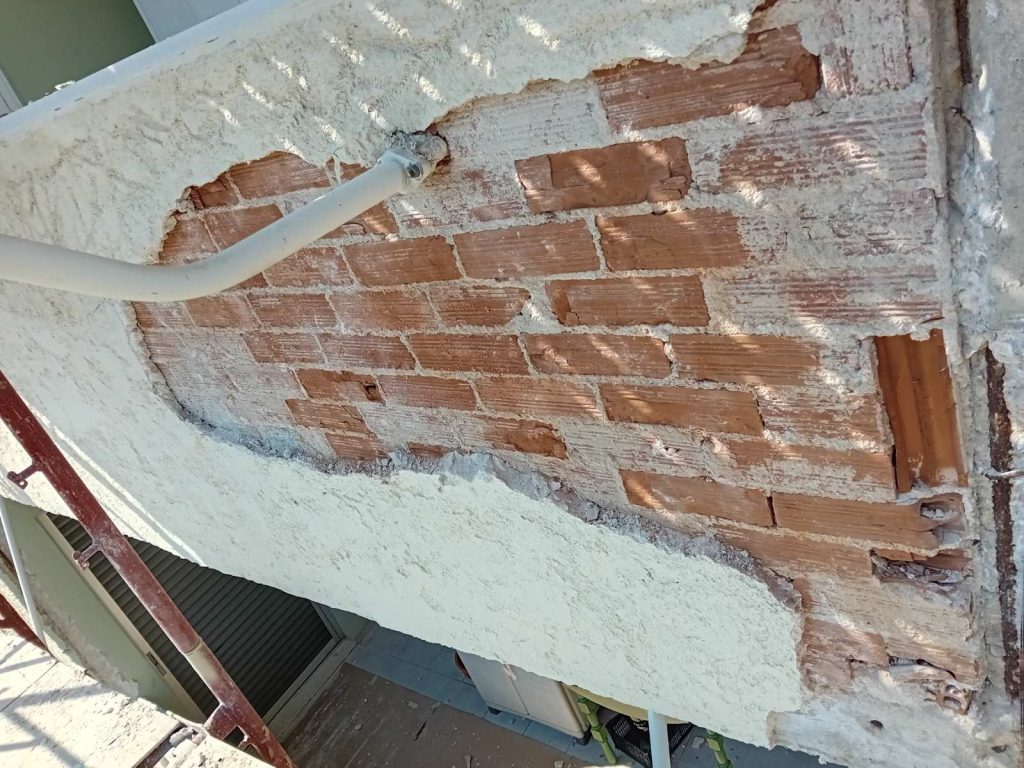 Επισκευή στηθαίων μπαλκονιών